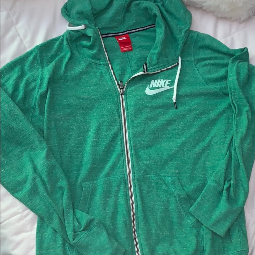 Nike Women’s green zip up jacket